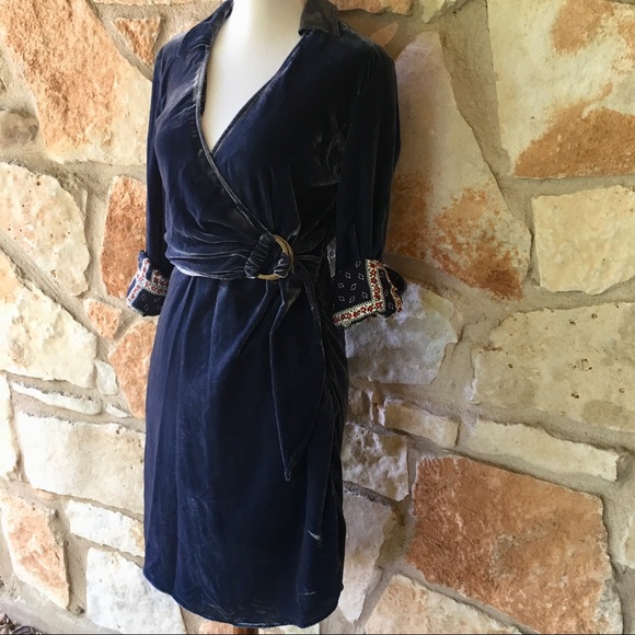 NWT Anthropologie Maeve Velvet Shirtdress in blue - Picture 4 of 8